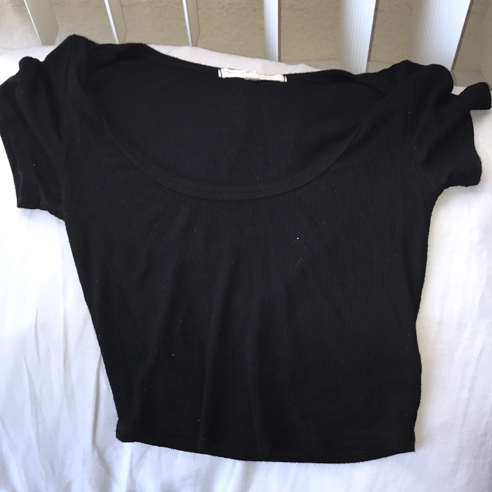 Black crop top